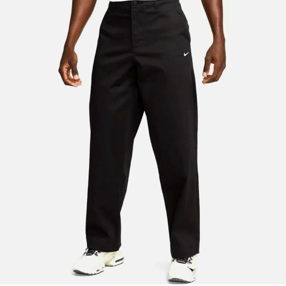 Nike Life Loose Fit Black Chino Pants Men’s Size 32 Medium Cotton New NWT